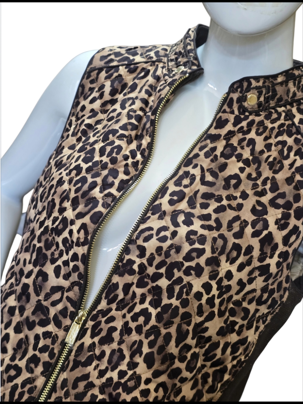 🏷️ NWT - Jones New York Signature Leopard Print Quilted Knit-Side Vest NWT